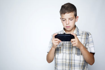 You Tube Videos are Better Than a Deadbeat Dad - BluntMoms.com